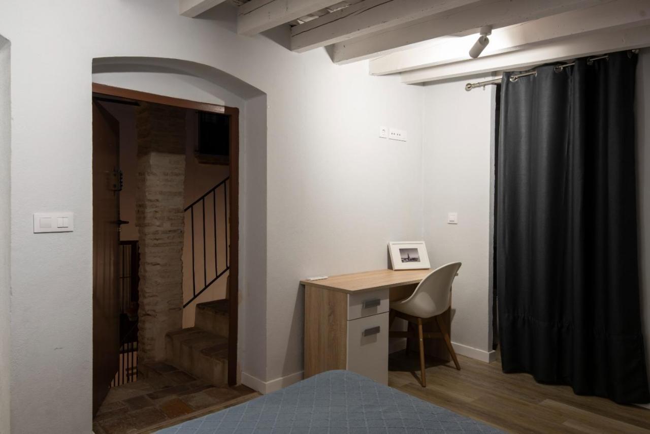 Apartamento La Casa Del Santo Carmona  Buitenkant foto